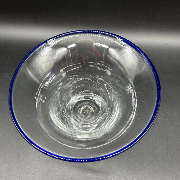 Hand Blown Glass Bowl signed LV 1977 - Picture 2 of 4